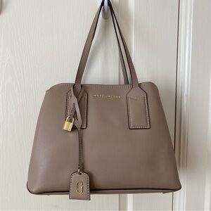 Marc Jacobs Taupe Leather Shoulder Bag with Gold Hardware